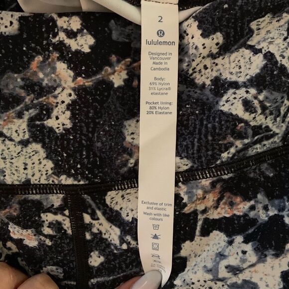 Lululemon Hi Rise Wunder Under Leggings - Picture 7 of 9